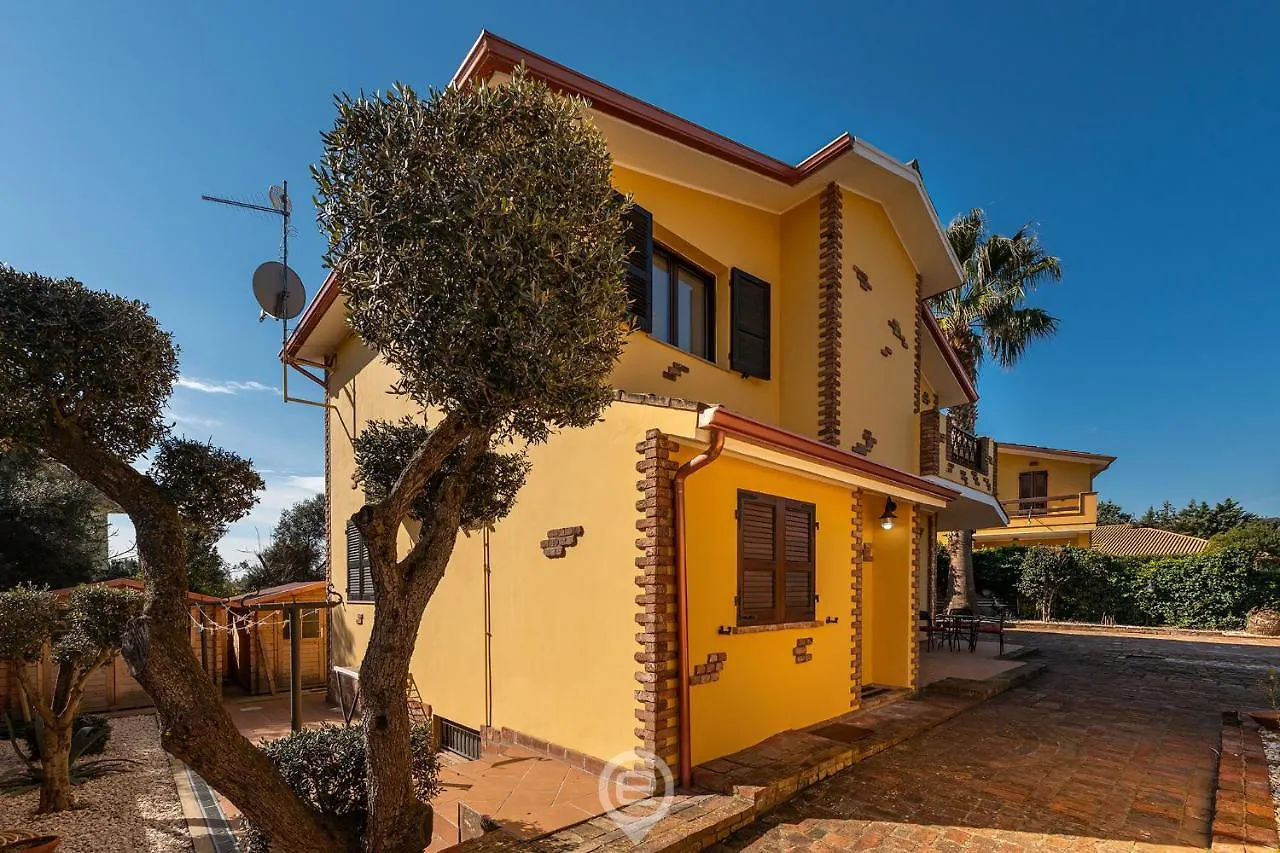 Villa Monica Iglesias